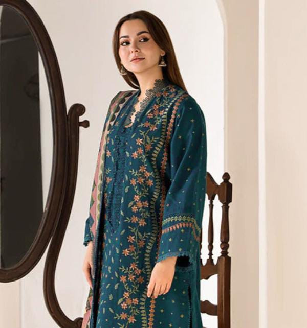 Presenting Sobia Nazir Preimum Brand Luxury Embroidered Hit Code Article